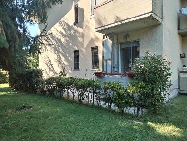 Foto Appartamento a Montignoso Debbia, Cervaiolo di 100 m² con 4 locali