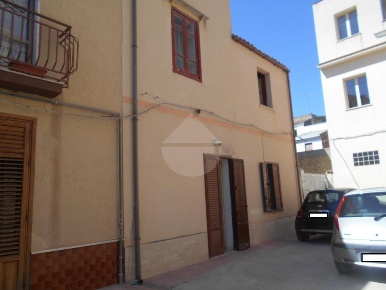 Foto Casa indipendente in Via Lazzaretto, Castelvetrano Centro di 120 m²