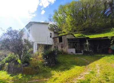 Foto Casa indipendente a Camaiore Camaiore Paese di 96 m² con 4 locali