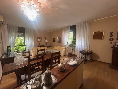 Foto Appartamento a Vigevano Centro di 116 m² con 4 locali in vendita