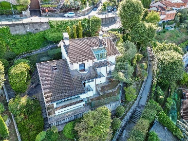 Foto Villa unifamiliare in Via Rovereto 51, Lecco Acquate di 170 m²