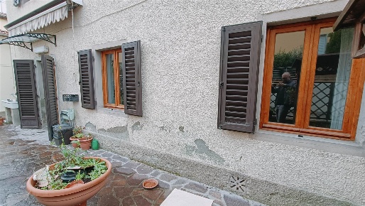 Foto Casa indipendente a Borgo San Lorenzo Centro di 140 m² con 6 locali