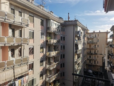 Foto Appartamento in Via Fratelli Palumbo 14, Salerno Torrione di 120 m²