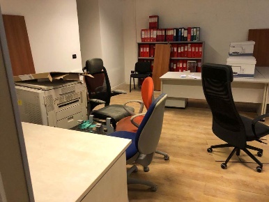 Foto Ufficio a Ancona Centro Storico di 150 m² con 5 locali in vendita