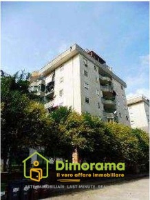 Foto Appartamento Melito di Napoli di 108 m² con 6 locali in vendita