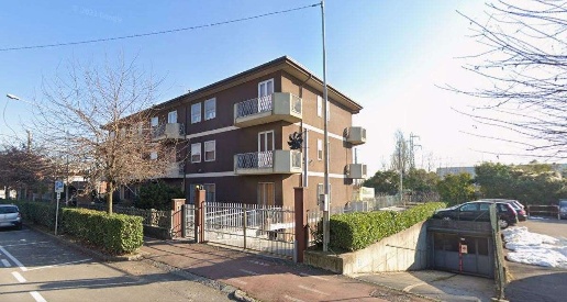Foto Appartamento in Via Trieste 138, Calusco d'Adda di 164 m² con 4 locali
