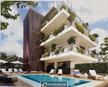 Foto Appartamento in Via Grandi, Peschiera del Garda Centro di 145 m²