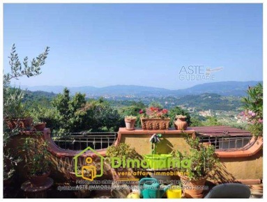 Foto Rustico a Pistoia di 147 m² con 6 locali in vendita