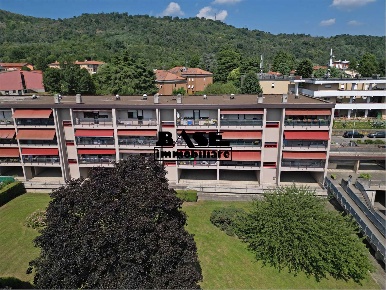 Foto Appartamento a Como di 90 m² con 3 locali in vendita