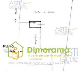 Foto Box in Via Luigi Banti 26, Fucecchio Centro di 16 m² con 1 locali