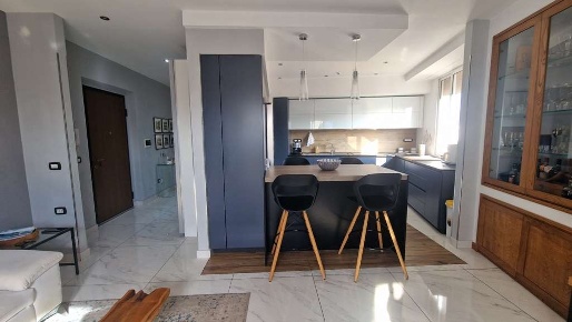 Foto Appartamento in Via Venturini, Forlì Parco Urbano - Piscina di 180 m²
