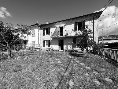 Foto Casa indipendente in via palvotrisia, Castelnuovo Magra di 200 m²