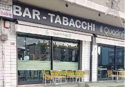 Foto Negozio in VIA G DE IULIIS 3-5, Rieti di 170 m² con 3 locali