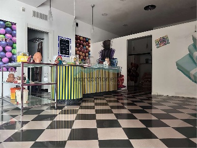 Foto Negozio a Conegliano di 60 m² con 4 locali in vendita