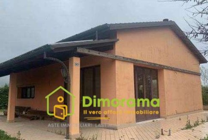 Foto Magazzino in San Giorgio Via Pisignano 1671 1671, Cesena di 127 m²