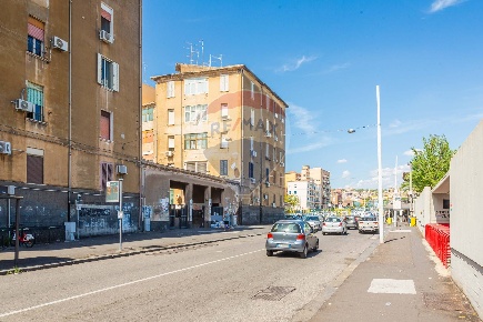 Foto Appartamento in VIA FAVA, Catania Cibali di 133 m² con 4 locali