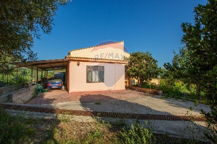 Foto Villa singola in VIA DIOMEDE, Siracusa Belvedere - Tremmilia di 89 m²