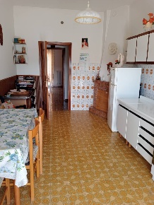 Foto Appartamento in via Buozzi, Sassoferrato Centro di 95 m² con 6 locali
