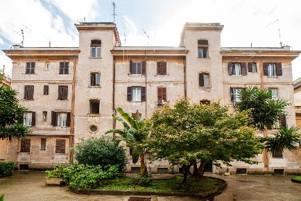 Foto Appartamento in Via Galileo Ferraris, Roma Testaccio di 94 m²