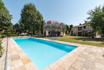 Foto Villa singola in strada provinciale 2, Apiro Centro di 340 m²