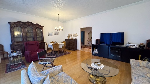 Foto Appartamento in via Verona, Bolzano di 146 m² con 7 locali in vendita
