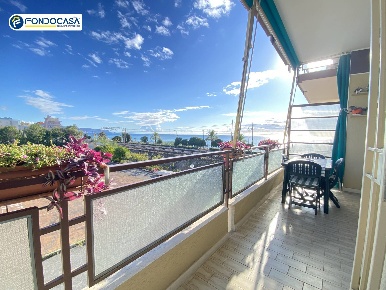 Foto Appartamento in Piazza della Pace, Borghetto Santo Spirito di 45 m²