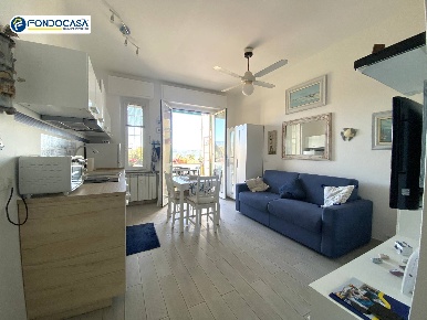 Foto Appartamento in Piazza della Pace, Borghetto Santo Spirito di 45 m²