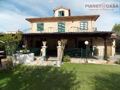 Foto Casa indipendente in Pagliare del Tronto, Spinetoli Villa San Pio X