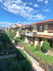 Foto Appartamento in Via Levrere, Madone di 90 m² con 3 locali in vendita