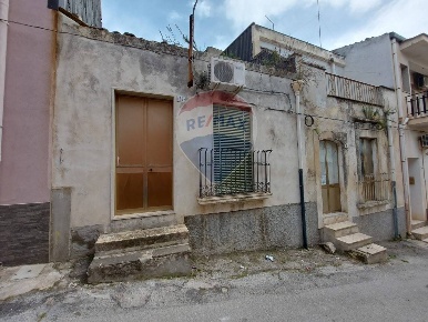 Foto Casa indipendente in VIA CARIGNANO, Ferla di 57 m² con 2 locali