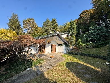Foto Villa singola in Via del Ronco, Carimate Centro di 280 m² in vendita