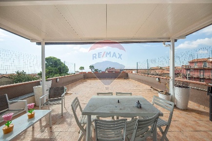 Foto Appartamento in Via mariani, Catania San Giovanni Galermo di 185 m²