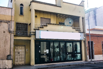 Foto Locale commerciale in CORSO UMBERTO, Sava di 187 m² in vendita