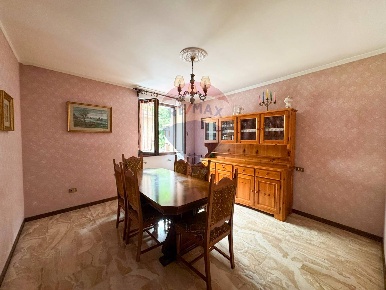 Foto Appartamento a Casto Briale di 110 m² con 3 locali in vendita