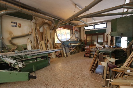 Foto Laboratorio in TRAVERSA TORRE LANDOLINA, Siracusa Tivoli di 592 m²