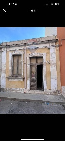 Foto Casa indipendente in via Galeno, Avola Centro di 49 m² con 2 locali