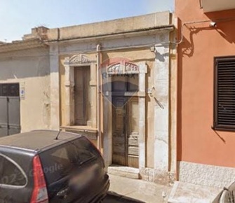 Foto Casa indipendente in via Galeno, Avola Centro di 49 m² con 2 locali