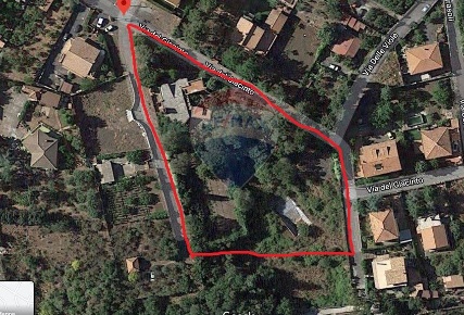 Foto Terreno residenziale in via dei giacinti, Pedara Centro di 7000 m²
