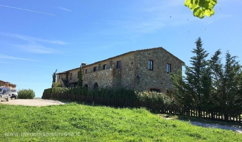 Foto Casale a Orvieto di 700 m² in vendita
