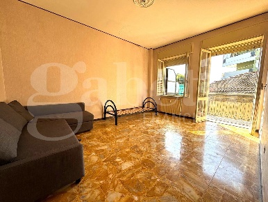 Foto Appartamento in Via Genova 8, Andora Marina Di Andora di 90 m²