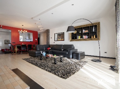 Foto Appartamento a Gradara Centro di 300 m² con 7 locali in vendita