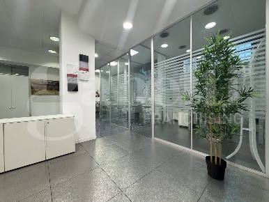 Foto Ufficio in Via Pascoli 1, Bergamo Stazione di 445 m² con 10 locali