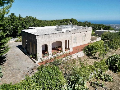 Foto Villa unifamiliare a Fasano Selva di Fasano, Laureto di 382 m²
