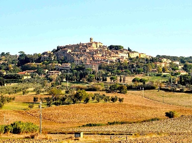 Foto Appartamento a Casale Marittimo di 124 m² con 6 locali in vendita