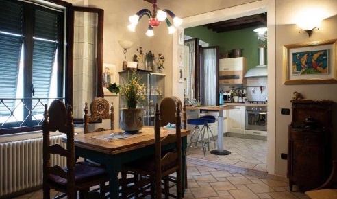 Foto Appartamento a Cecina Cecina Centro di 65 m² con 3 locali in vendita