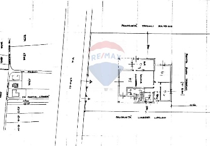 Foto Villa singola in VIA CROCI MARIA, Induno Olona di 255 m² con 4 locali