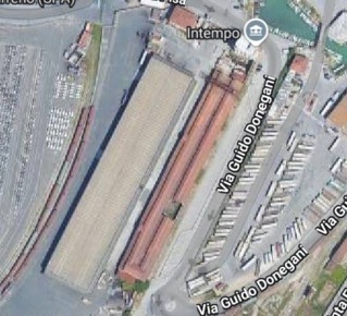 Foto Ufficio in Via Donegani, Livorno Porto di 173 m² con 9 locali