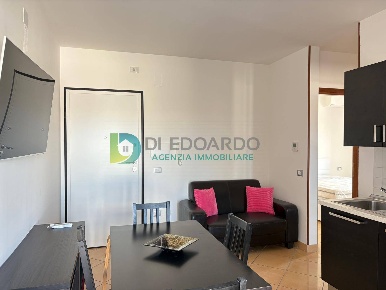 Foto Attico in Via Capri, Martinsicuro Villa Rosa di 55 m² con 3 locali