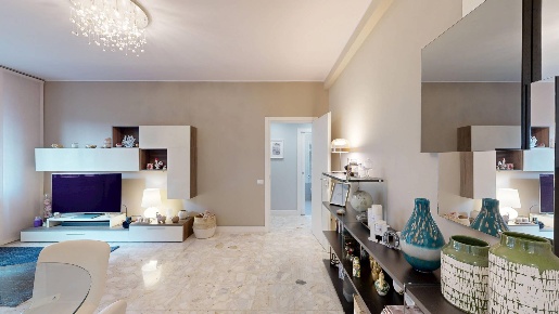Foto Appartamento in Via Valsesia, Milano Bisceglie di 90 m² con 3 locali
