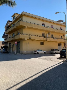 Foto Appartamento in via Catullo, Castelvetrano Centro di 130 m² in vendita